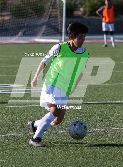 Thumbnail 2 in La Salle vs Gabrielino (Scrimmage) photogallery.