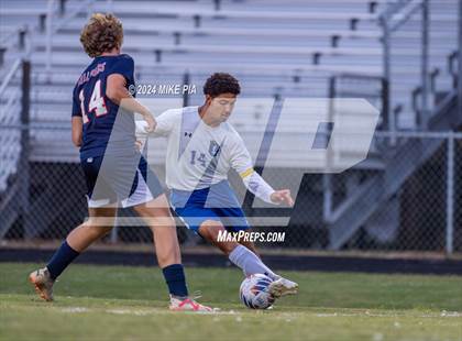 Thumbnail 1 in Triton @ Terry Sanford photogallery.