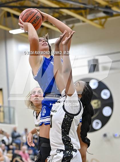 Thumbnail 2 in Indianapolis Bishop Chatard @ Mt. Vernon photogallery.