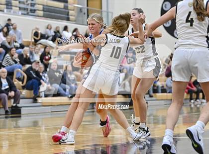 Thumbnail 2 in Indianapolis Bishop Chatard @ Mt. Vernon photogallery.