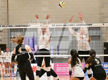 Thumbnail 3 in Archbishop Mitty vs Cathedral Catholic (CIF Open Division Final) photogallery.