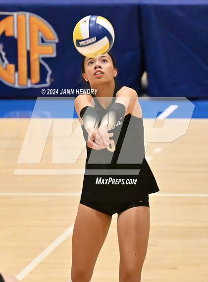Thumbnail 3 in Archbishop Mitty vs Cathedral Catholic (CIF Open Division Final) photogallery.