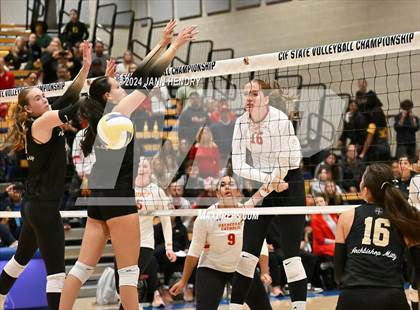 Thumbnail 3 in Archbishop Mitty vs Cathedral Catholic (CIF Open Division Final) photogallery.
