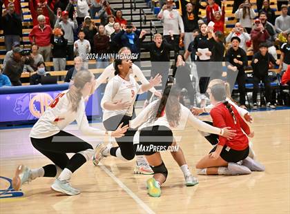 Thumbnail 3 in Archbishop Mitty vs Cathedral Catholic (CIF Open Division Final) photogallery.