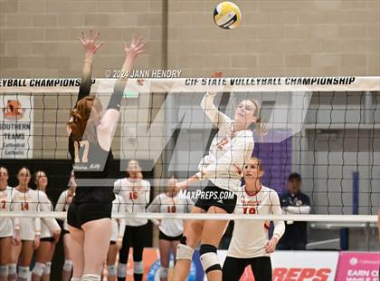 Thumbnail 1 in Archbishop Mitty vs Cathedral Catholic (CIF Open Division Final) photogallery.