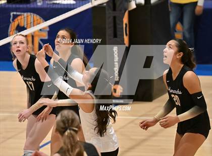 Thumbnail 3 in Archbishop Mitty vs Cathedral Catholic (CIF Open Division Final) photogallery.