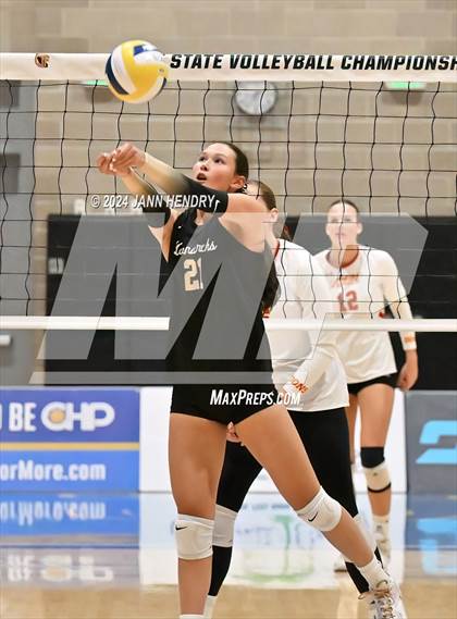 Thumbnail 2 in Archbishop Mitty vs Cathedral Catholic (CIF Open Division Final) photogallery.