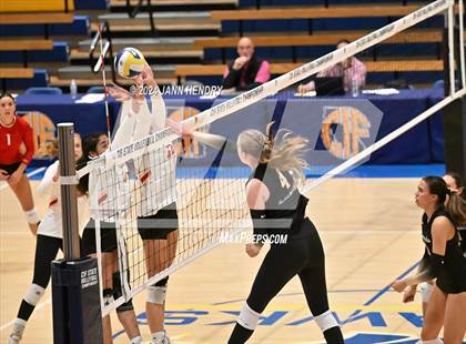 Thumbnail 2 in Archbishop Mitty vs Cathedral Catholic (CIF Open Division Final) photogallery.