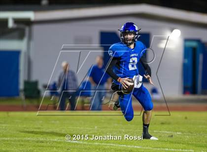 Thumbnail 2 in Landry-Walker vs. Mandeville (Class 5A Quarterfinal) photogallery.
