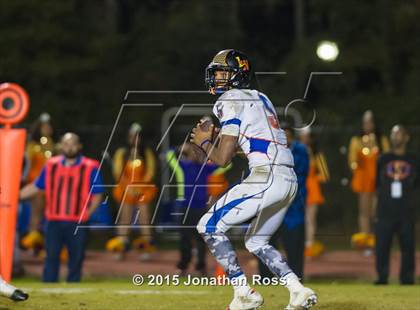Thumbnail 2 in Landry-Walker vs. Mandeville (Class 5A Quarterfinal) photogallery.