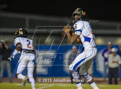 Thumbnail 2 in Landry-Walker vs. Mandeville (Class 5A Quarterfinal) photogallery.
