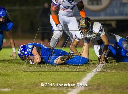 Thumbnail 3 in Landry-Walker vs. Mandeville (Class 5A Quarterfinal) photogallery.