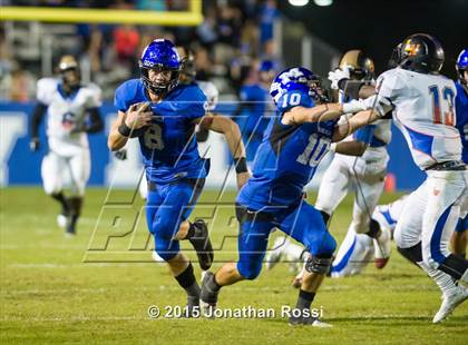 Thumbnail 2 in Landry-Walker vs. Mandeville (Class 5A Quarterfinal) photogallery.