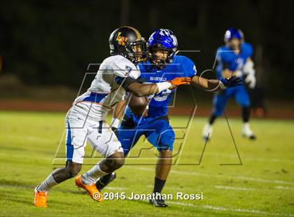 Thumbnail 3 in Landry-Walker vs. Mandeville (Class 5A Quarterfinal) photogallery.