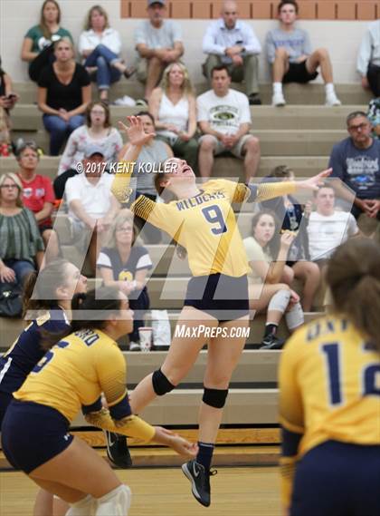 Thumbnail 2 in Oxford @ Stoney Creek photogallery.
