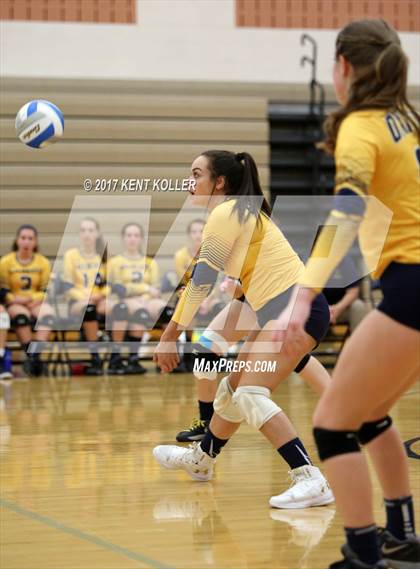 Thumbnail 3 in Oxford @ Stoney Creek photogallery.