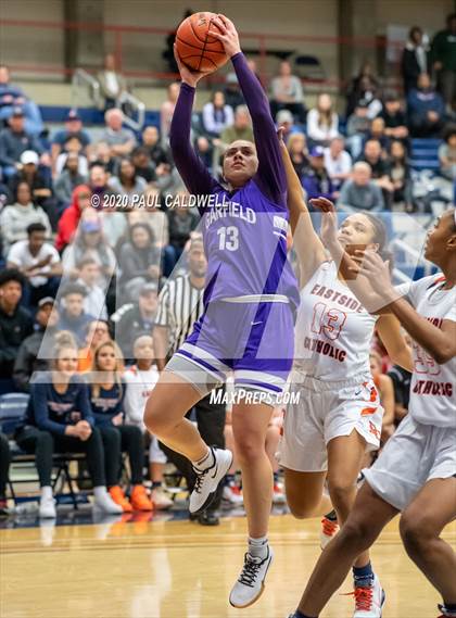 Thumbnail 2 in Garfield vs. Eastside Catholic (WIAA 3A District 2 Final) photogallery.