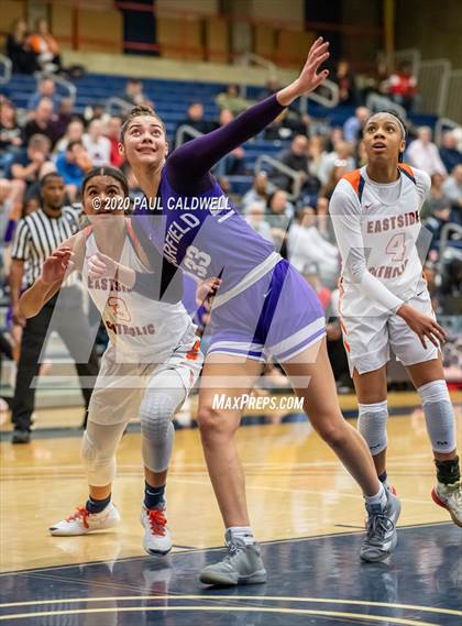 Thumbnail 3 in Garfield vs. Eastside Catholic (WIAA 3A District 2 Final) photogallery.