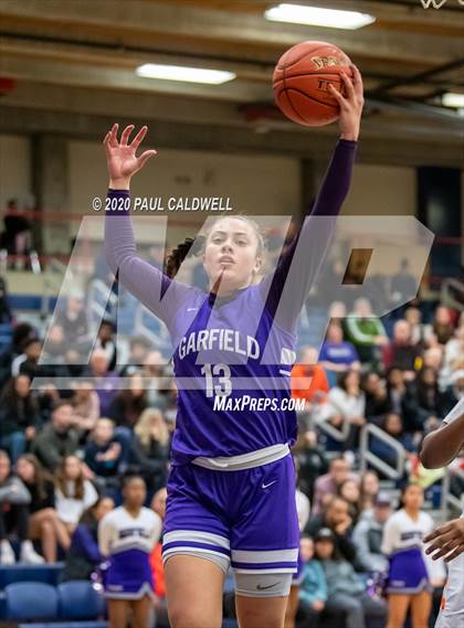 Thumbnail 2 in Garfield vs. Eastside Catholic (WIAA 3A District 2 Final) photogallery.