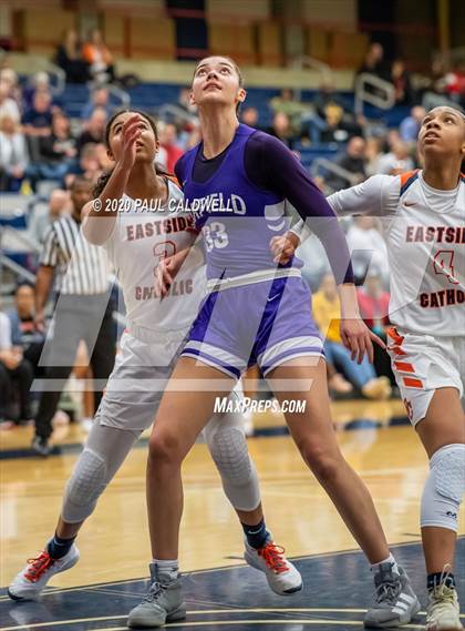 Thumbnail 1 in Garfield vs. Eastside Catholic (WIAA 3A District 2 Final) photogallery.