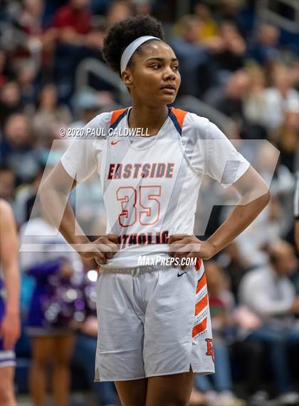 Thumbnail 1 in Garfield vs. Eastside Catholic (WIAA 3A District 2 Final) photogallery.