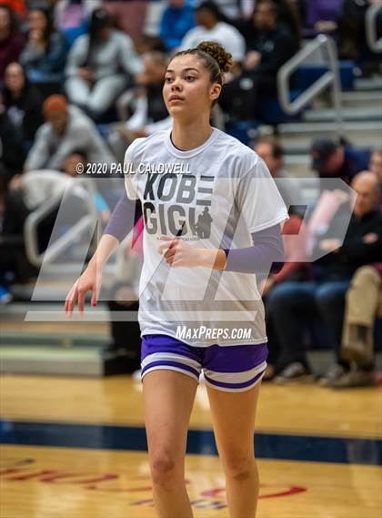 Thumbnail 3 in Garfield vs. Eastside Catholic (WIAA 3A District 2 Final) photogallery.