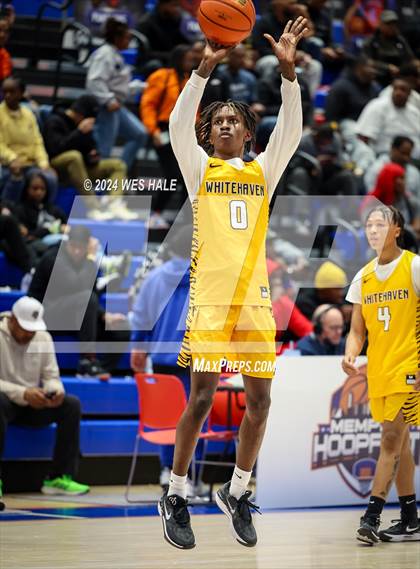 Thumbnail 2 in Whitehaven vs Camden (Memphis Hoopfest) photogallery.