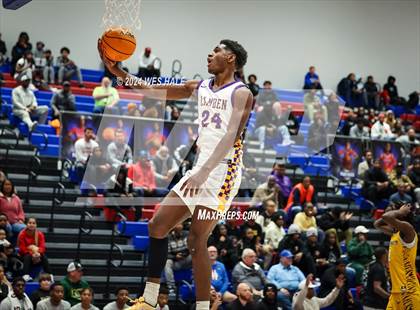 Thumbnail 1 in Whitehaven vs Camden (Memphis Hoopfest) photogallery.