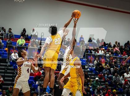 Thumbnail 1 in Whitehaven vs Camden (Memphis Hoopfest) photogallery.