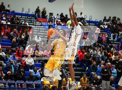 Thumbnail 3 in Whitehaven vs Camden (Memphis Hoopfest) photogallery.