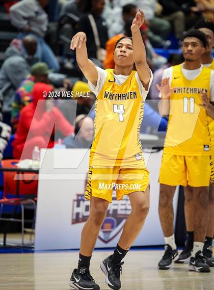 Thumbnail 3 in Whitehaven vs Camden (Memphis Hoopfest) photogallery.
