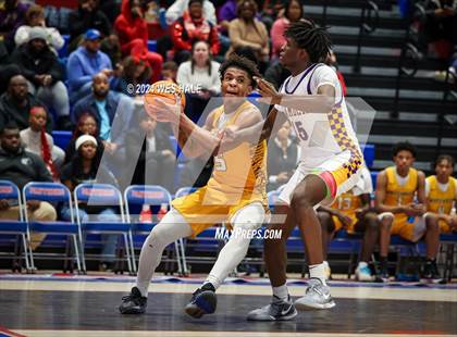 Thumbnail 1 in Whitehaven vs Camden (Memphis Hoopfest) photogallery.