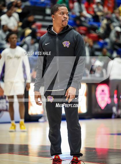 Thumbnail 1 in Whitehaven vs Camden (Memphis Hoopfest) photogallery.