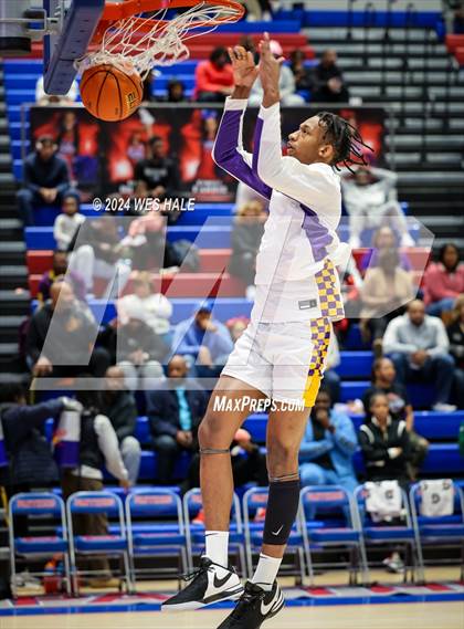 Thumbnail 1 in Whitehaven vs Camden (Memphis Hoopfest) photogallery.
