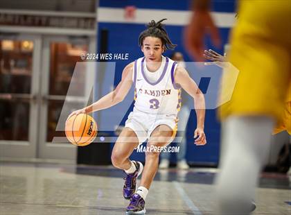 Thumbnail 1 in Whitehaven vs Camden (Memphis Hoopfest) photogallery.