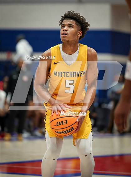Thumbnail 1 in Whitehaven vs Camden (Memphis Hoopfest) photogallery.