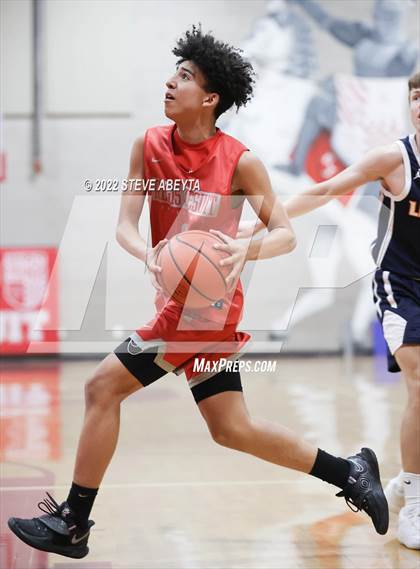 Thumbnail 2 in Legend @ Regis Jesuit photogallery.