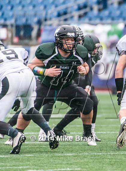 Thumbnail 2 in Longmeadow vs. Marshfield (MIAA Division 2 Final) photogallery.
