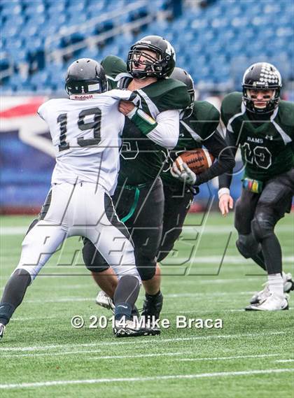 Thumbnail 3 in Longmeadow vs. Marshfield (MIAA Division 2 Final) photogallery.