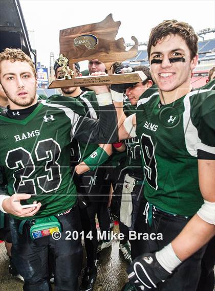 Thumbnail 3 in Longmeadow vs. Marshfield (MIAA Division 2 Final) photogallery.