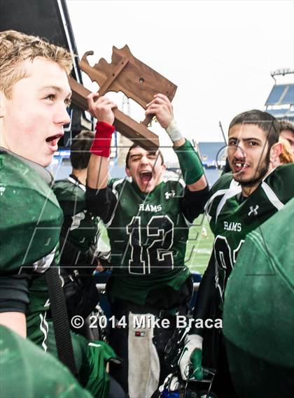 Thumbnail 1 in Longmeadow vs. Marshfield (MIAA Division 2 Final) photogallery.
