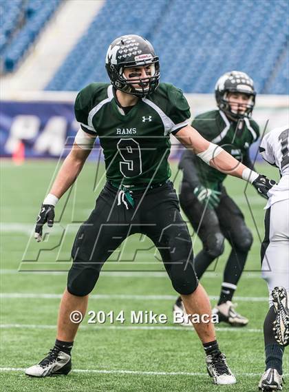 Thumbnail 1 in Longmeadow vs. Marshfield (MIAA Division 2 Final) photogallery.