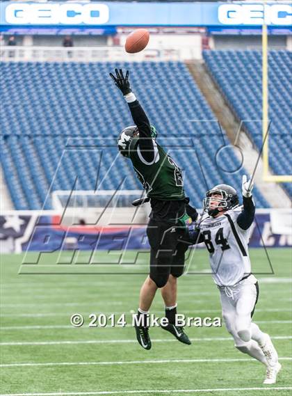 Thumbnail 3 in Longmeadow vs. Marshfield (MIAA Division 2 Final) photogallery.