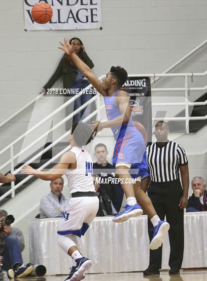 Thumbnail 2 in DeMatha vs. Archbishop Molloy (Spalding Hoophall Classic) photogallery.