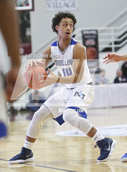 Thumbnail 3 in DeMatha vs. Archbishop Molloy (Spalding Hoophall Classic) photogallery.