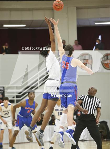 Thumbnail 3 in DeMatha vs. Archbishop Molloy (Spalding Hoophall Classic) photogallery.