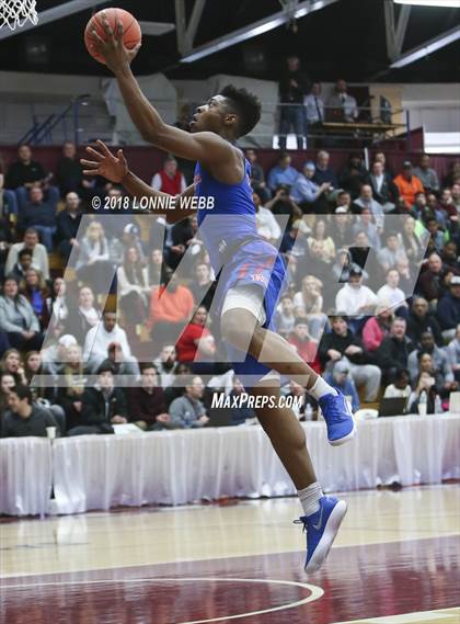 Thumbnail 2 in DeMatha vs. Archbishop Molloy (Spalding Hoophall Classic) photogallery.