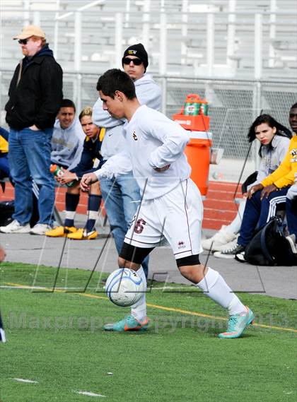 Thumbnail 1 in Salpointe Catholic vs. Apollo (AIA D2 Final) photogallery.