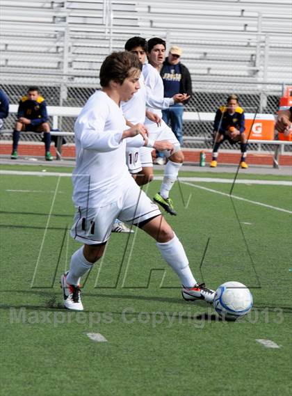 Thumbnail 2 in Salpointe Catholic vs. Apollo (AIA D2 Final) photogallery.