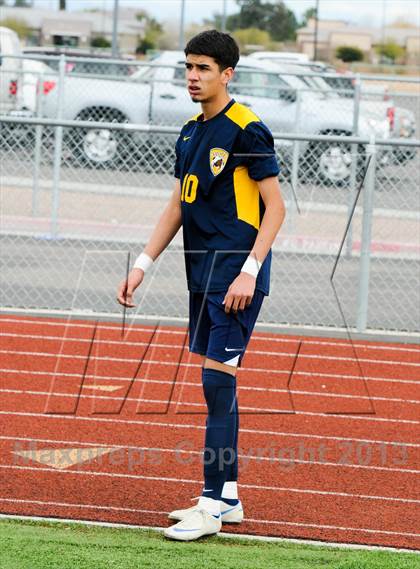 Thumbnail 2 in Salpointe Catholic vs. Apollo (AIA D2 Final) photogallery.